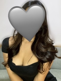 西原えれな
